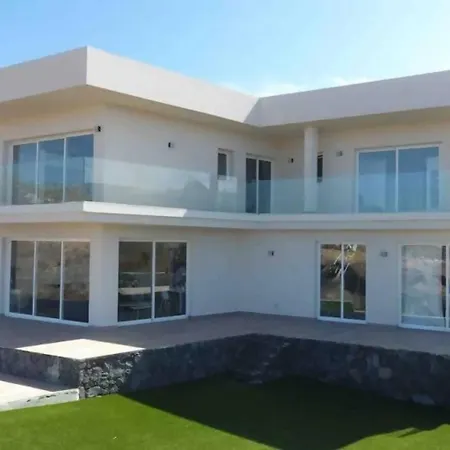 Paraiso House