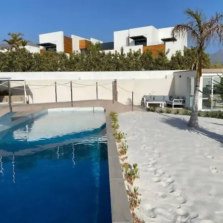 Vila Di Lusso Con Piscina E Piccola Callao Salvaje